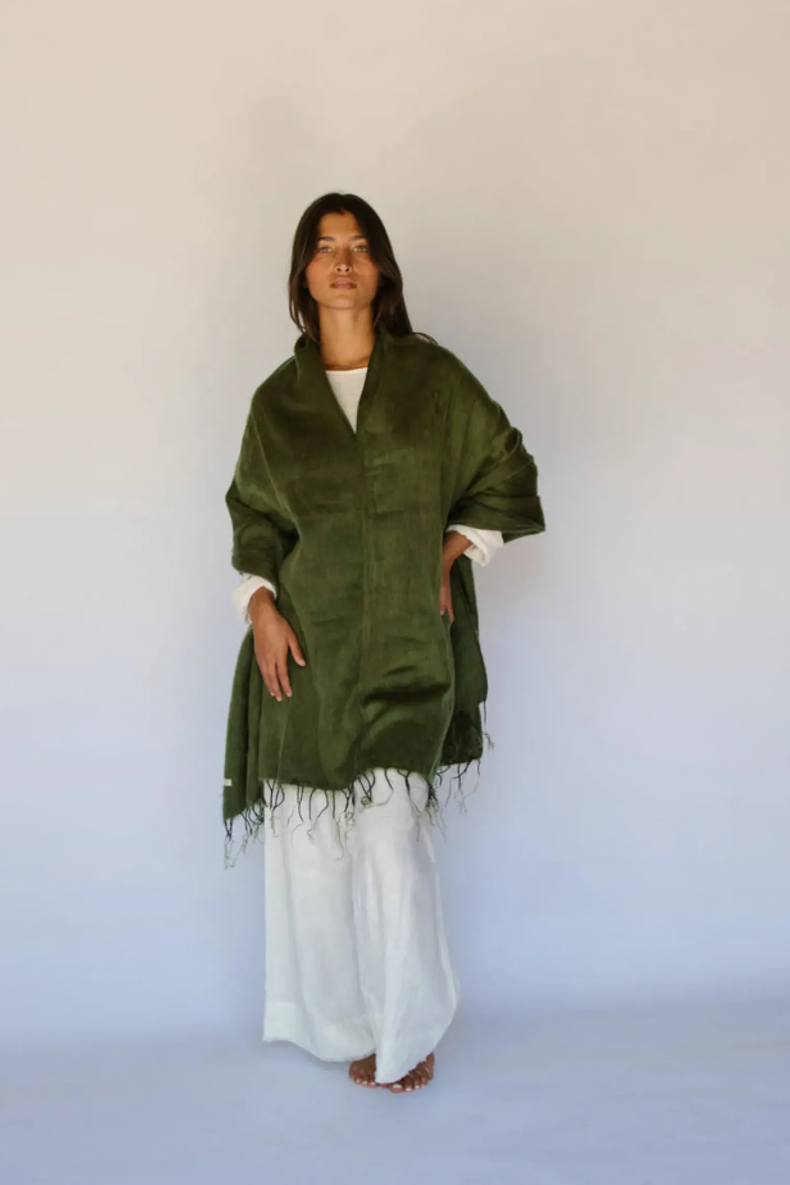 Hobo & Hatch Hobo & Hatch Poncho- Thyme Fashion
