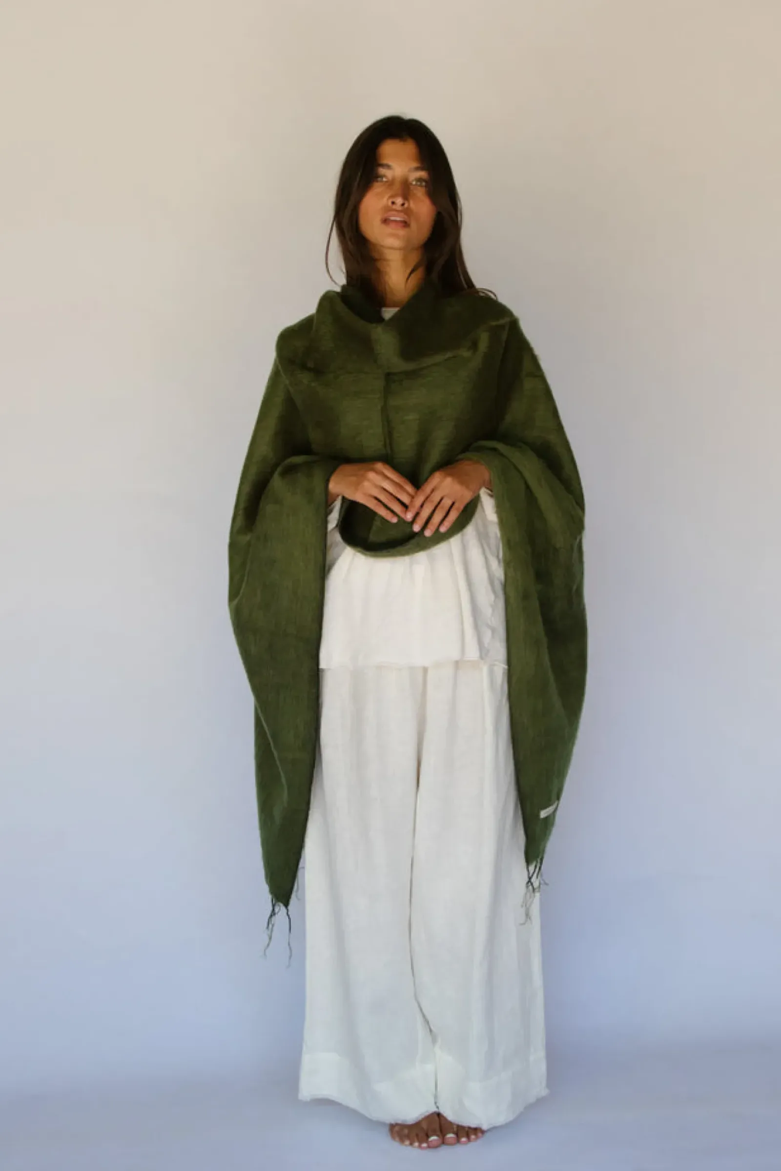Hobo & Hatch Hobo & Hatch Poncho- Thyme Fashion