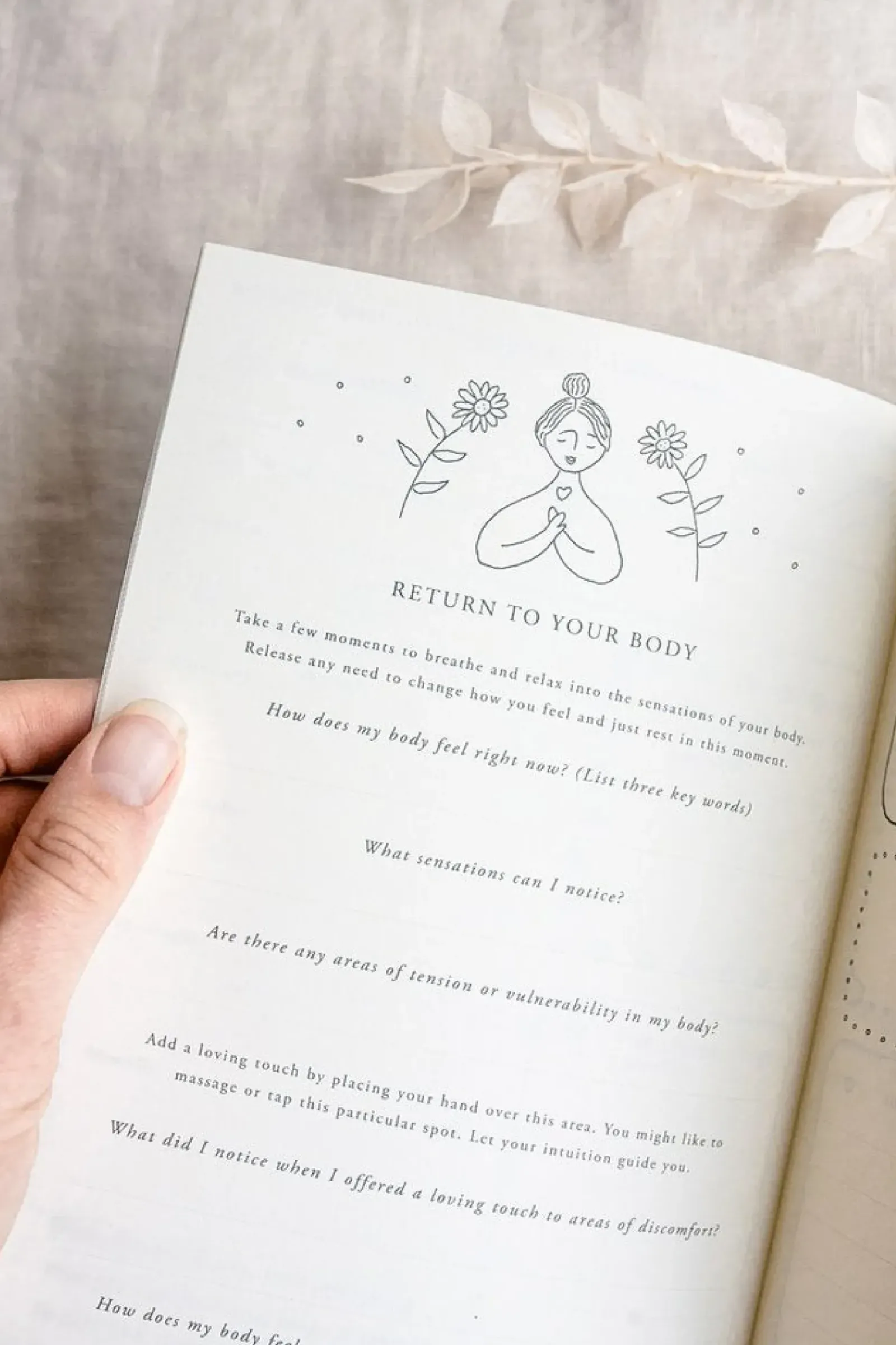 Musings from the Moon A Year Of Coming Home - Guided Self Love Journal Online