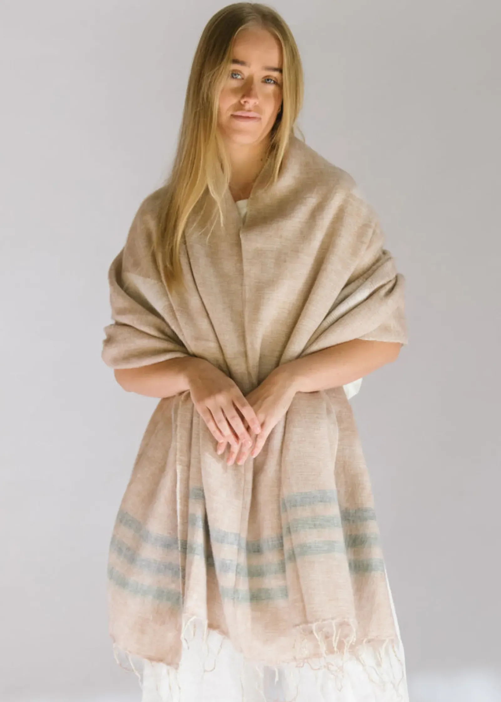 Hobo & Hatch Hobo & Hatch Aztec Poncho- Vanilla New