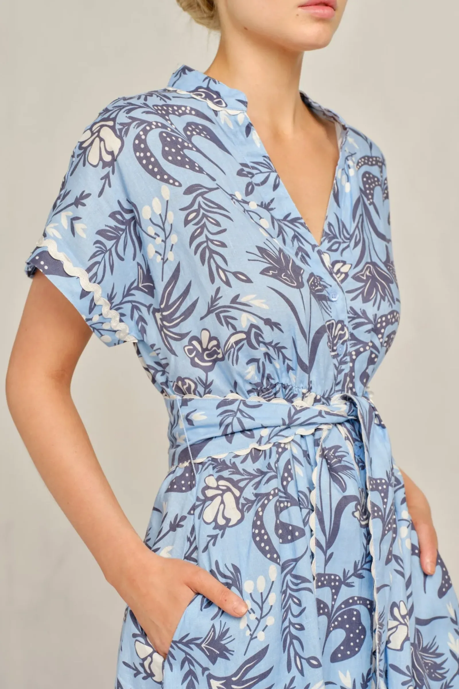 Alessandra Candice Wave Dress Paradise - Cornflower Fashion