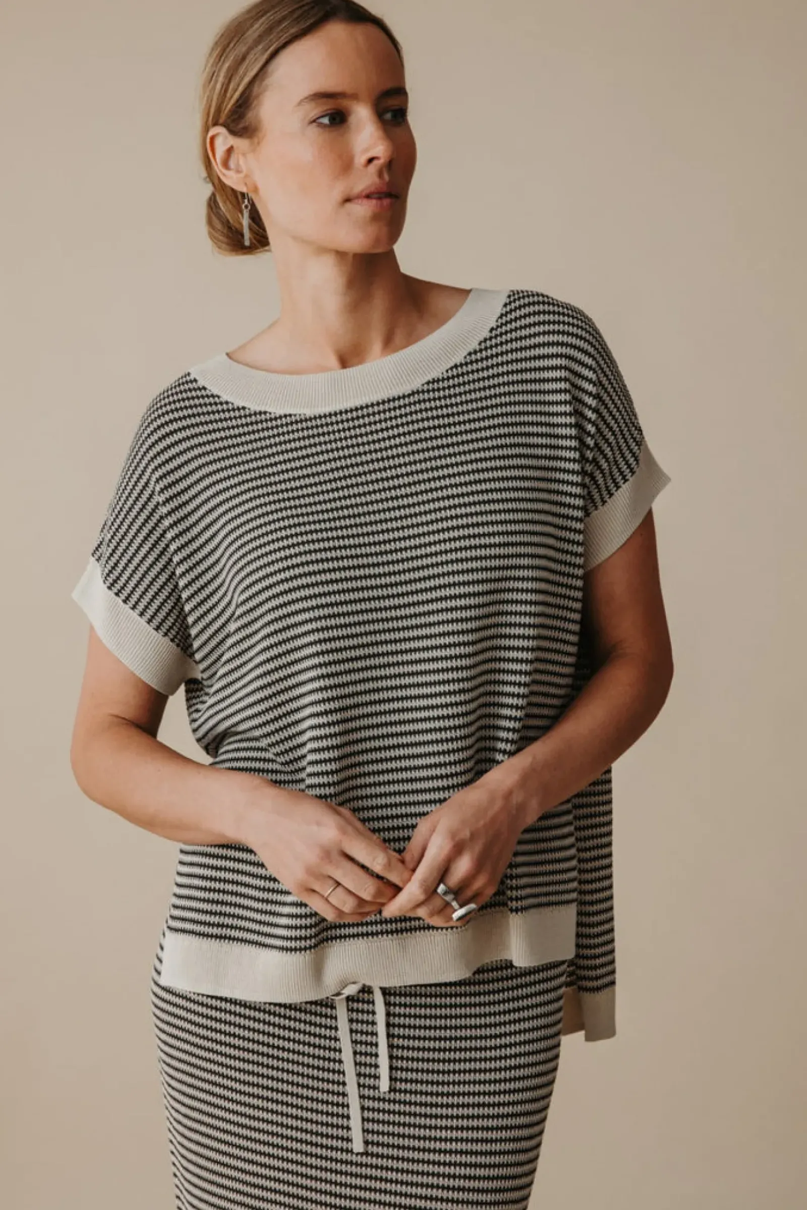 Talamaya Lattice Short Sleeve Pullover - Washed Black & Soft Gold Clearance