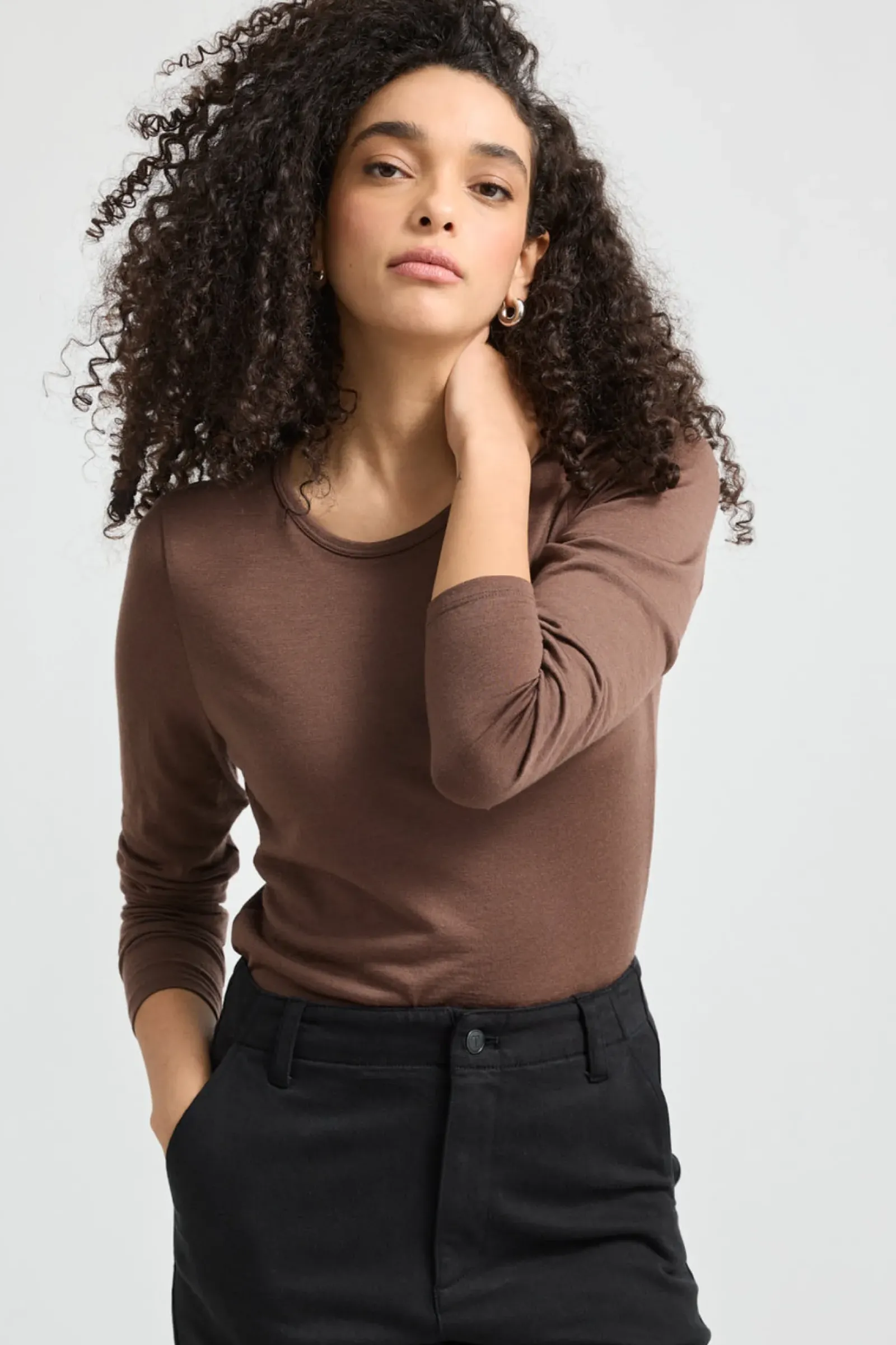 Toorallie Crew Merino Tee - Espresso Outlet