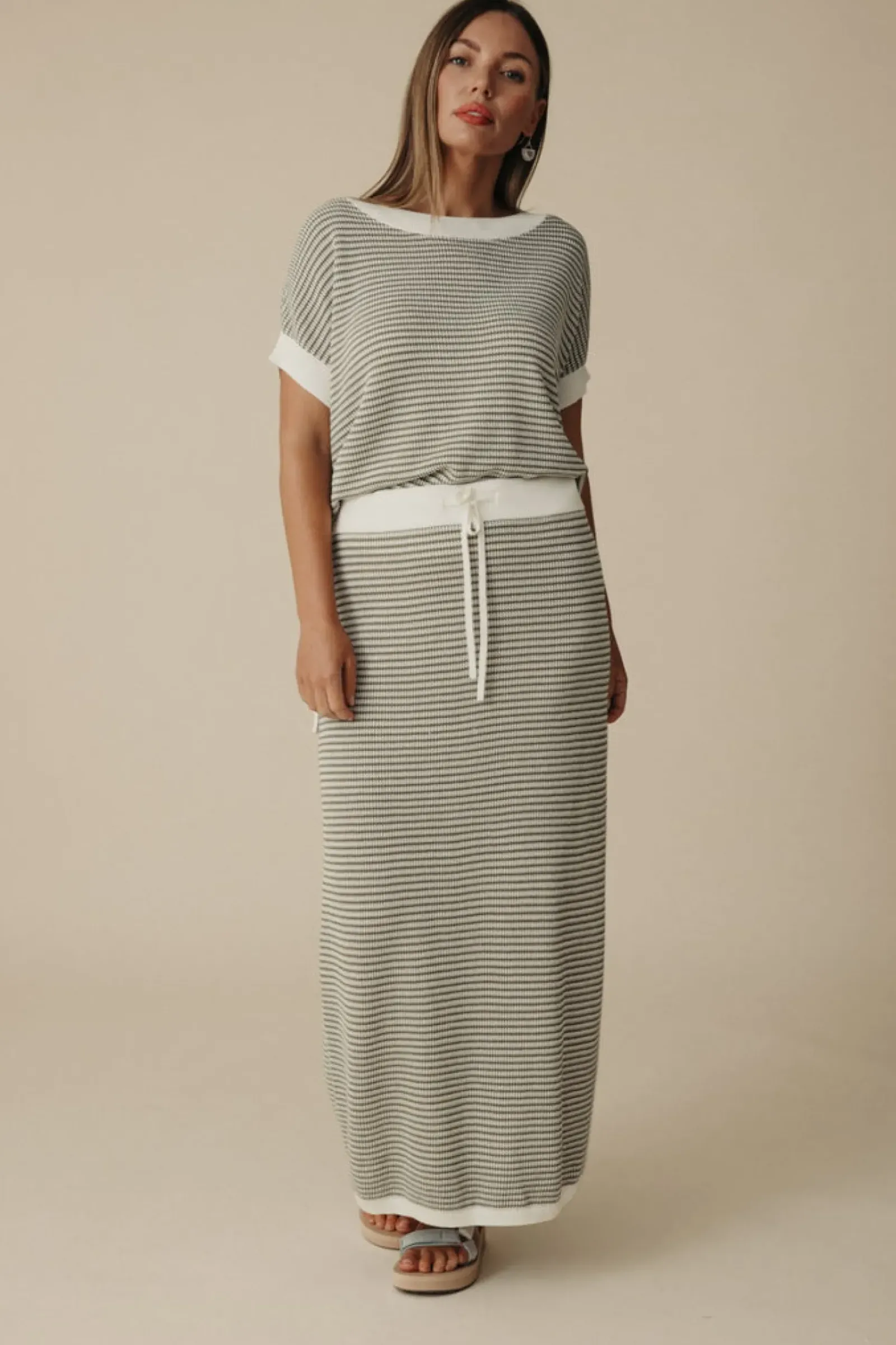 Talamaya Lattice Short Sleeve Pullover- Dusty Olive & Cream Hot