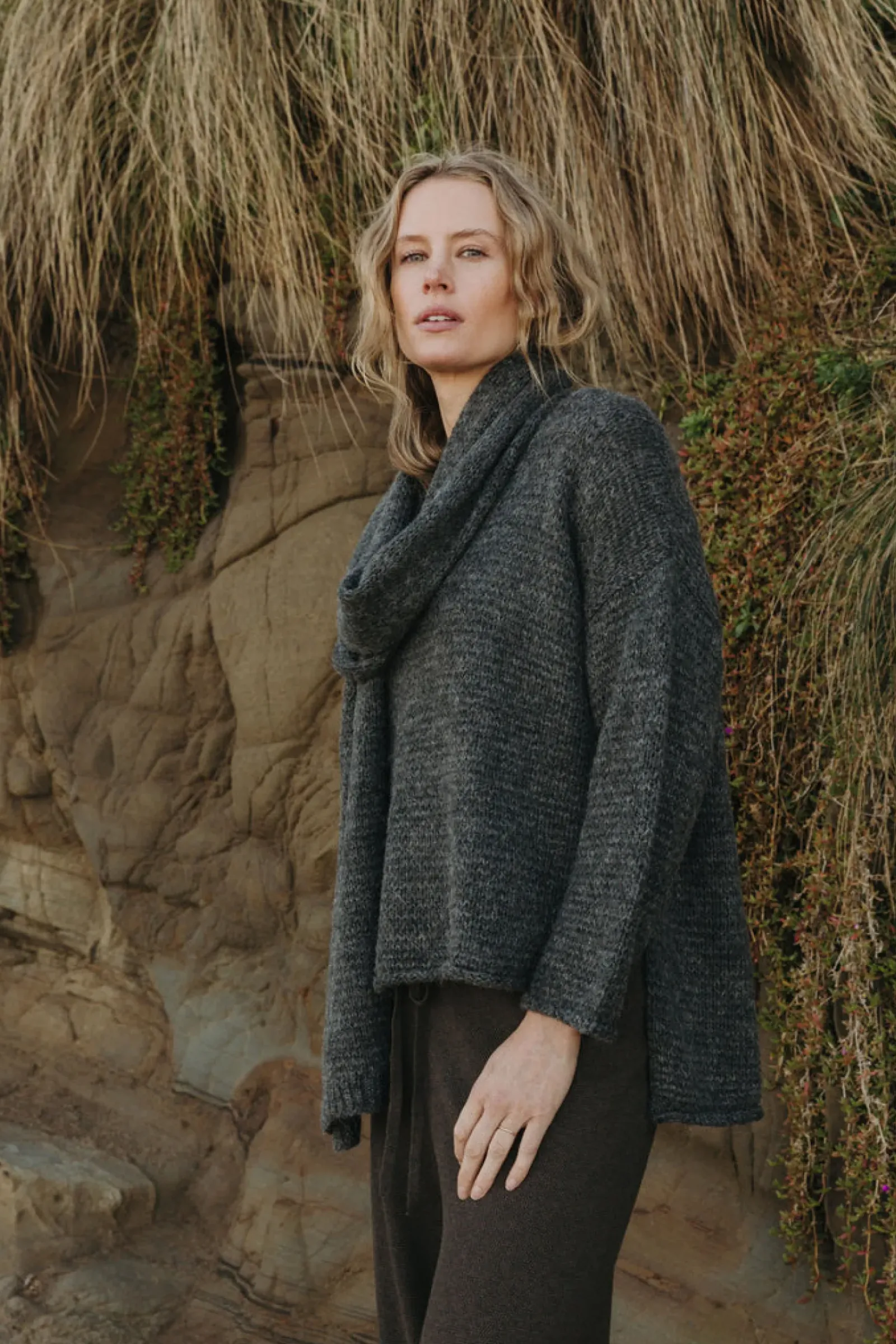 Talamaya Drift Airy Pullover - Heath Green Fashion