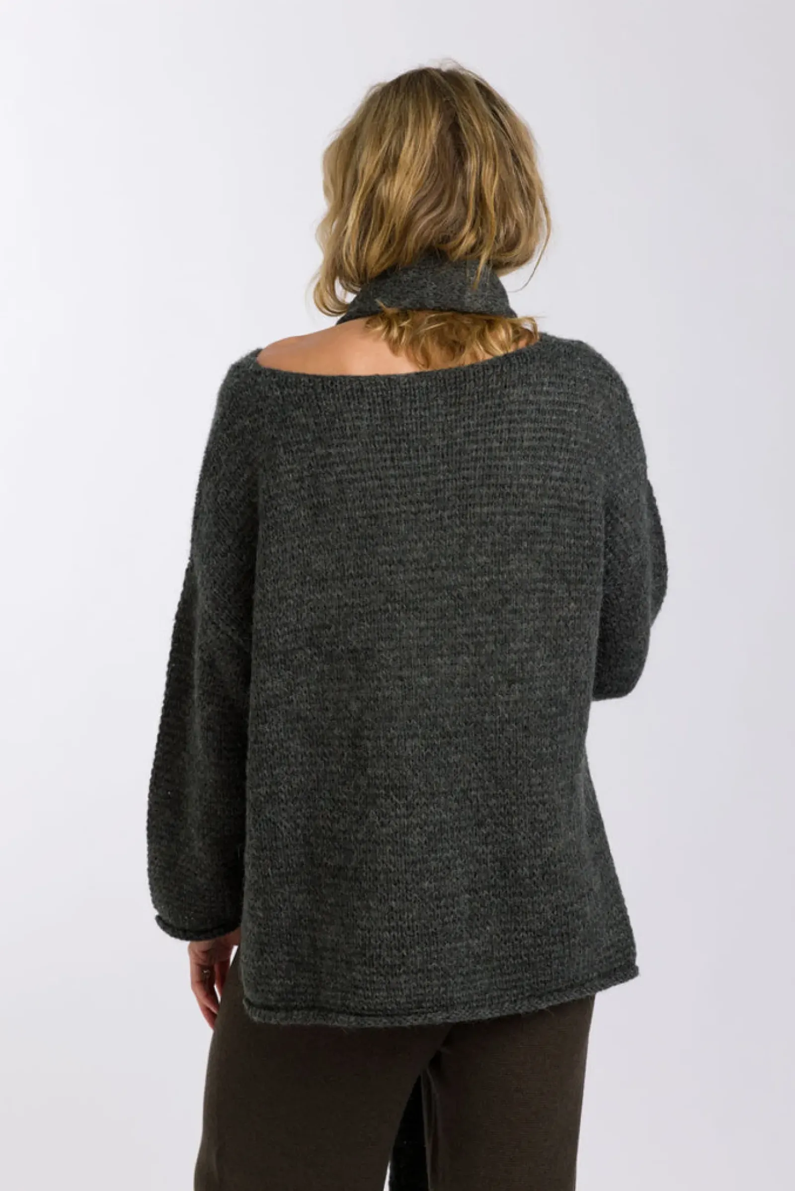 Talamaya Drift Airy Pullover - Heath Green Fashion